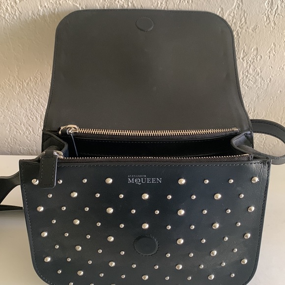 Alexander McQueen Studded Skull Crossbody - Picture 7 of 14